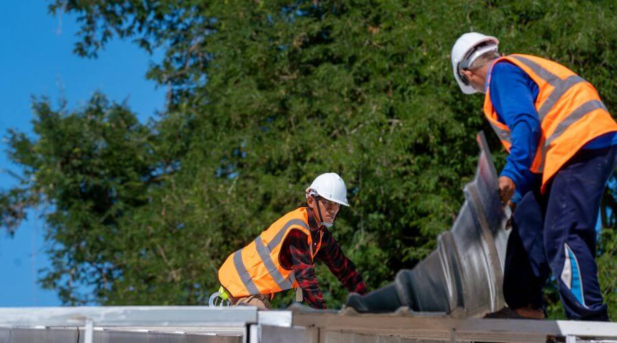 Professional residential roofers in Strong, AR